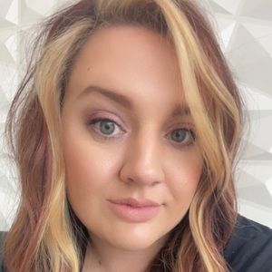 Meet your Posher, Kaci